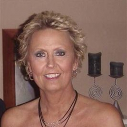 Cougar foto van ROULETTE1